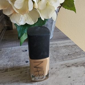 NARS Sheer Glow Foundation